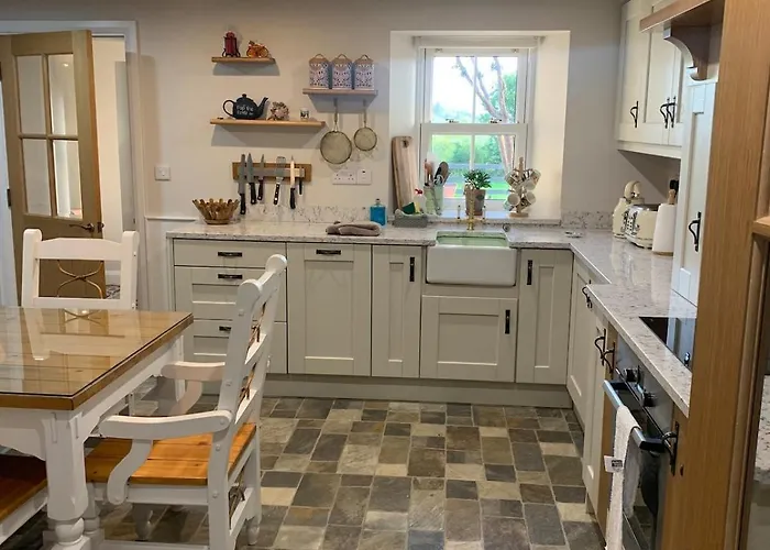 Paul's Country Донегол